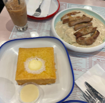 Photo of Hong Kong-style French toast, Hong Kong-style milk tea, and pork chops in instant noodles with cheese sauce.